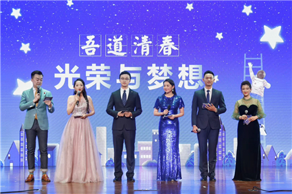 节目掠影5_副本.jpg 节目掠影5_副本.jpg