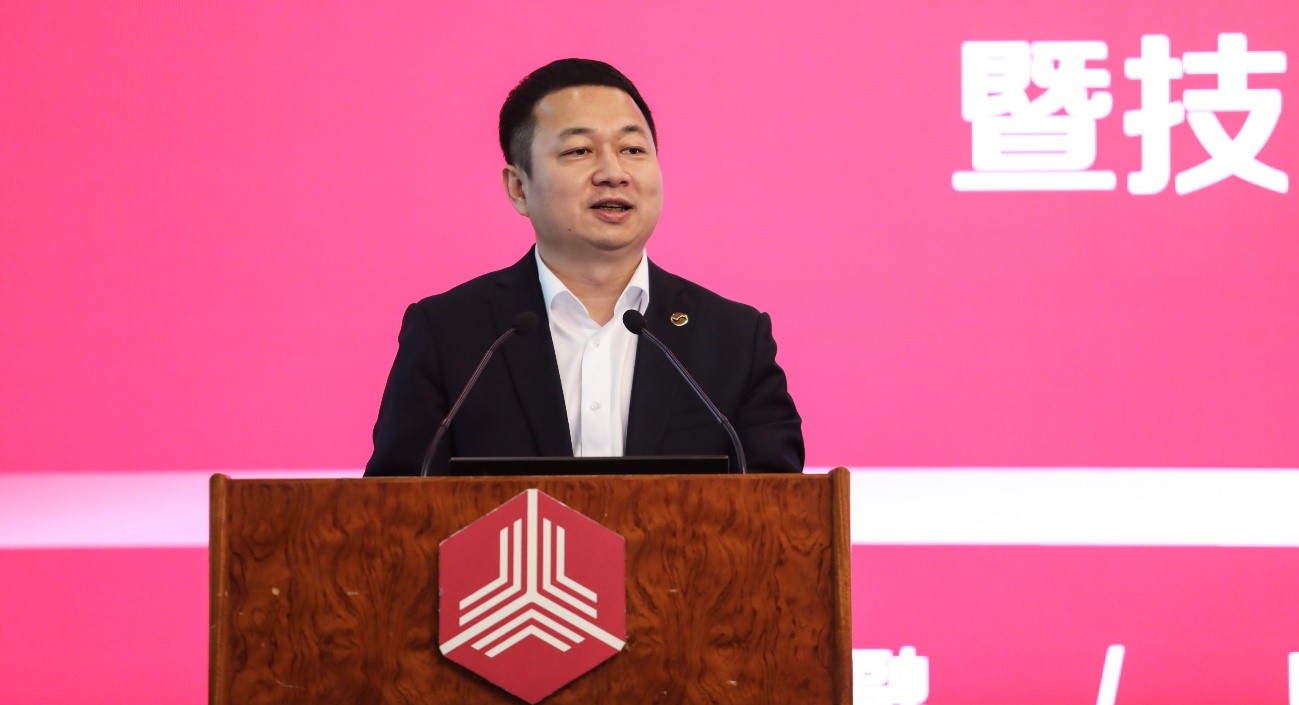 7张国强.jpg 7张国强.jpg